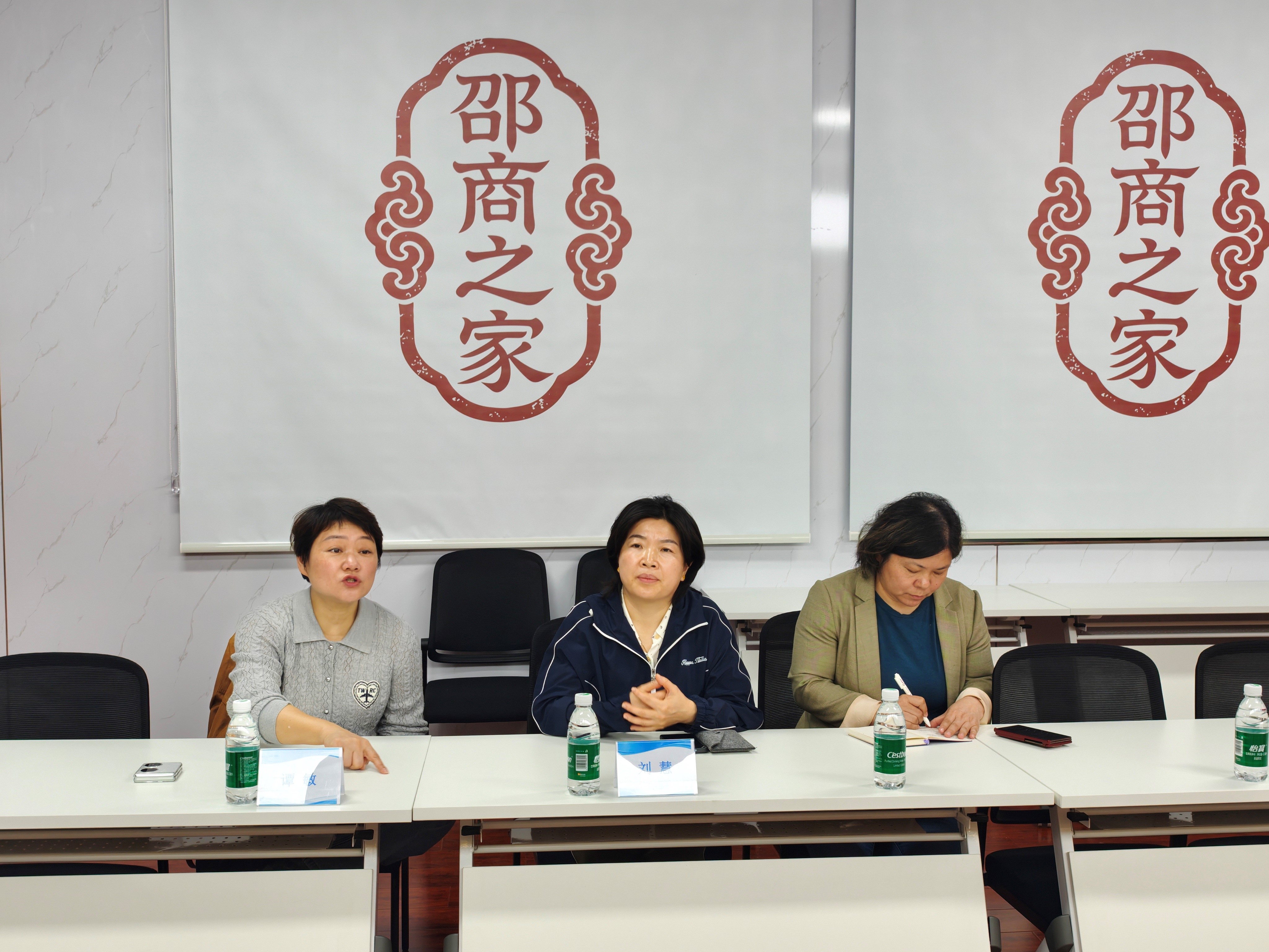 1769069081941173.jpg 1769069081941173.jpg